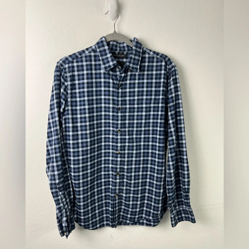 Banana Republic Blue Plaid Lux Flannel Grant Fit Cotton Button Down Fall Winter
